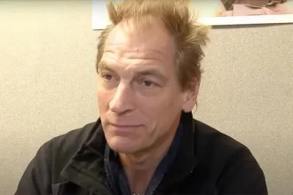 Julian Sands