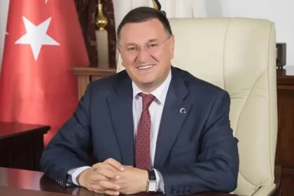 Lütfü Savaş