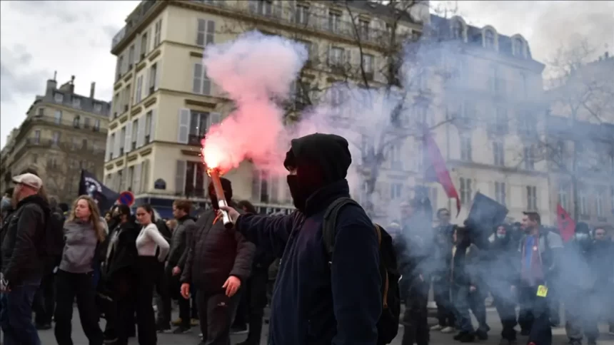 Fransa Göstericiler