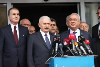 Binali Yıldırım - Önder Aksakal